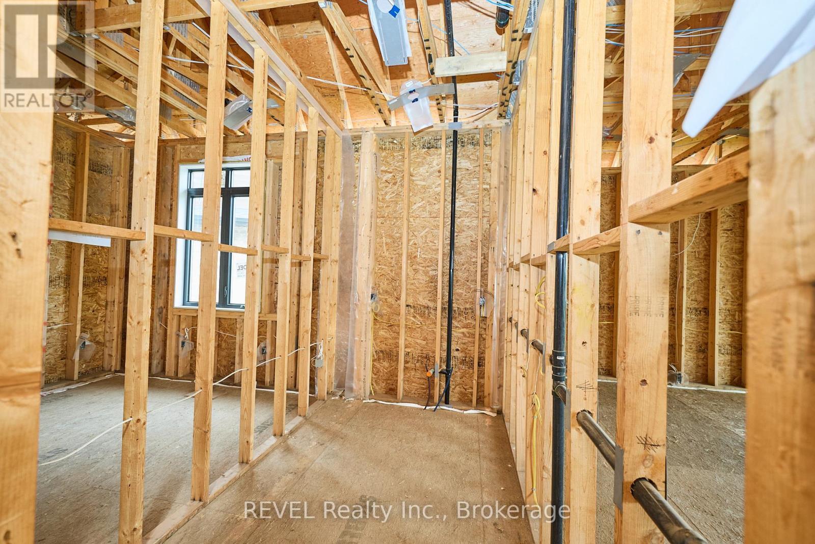 W/I PANTRY - 62 Bergenstein Crescent, Pelham (Fonthill), ON - Indoor Photo Showing Basement