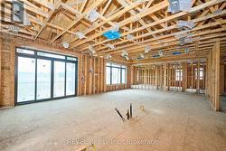 KITCHEN/GREAT ROOM -