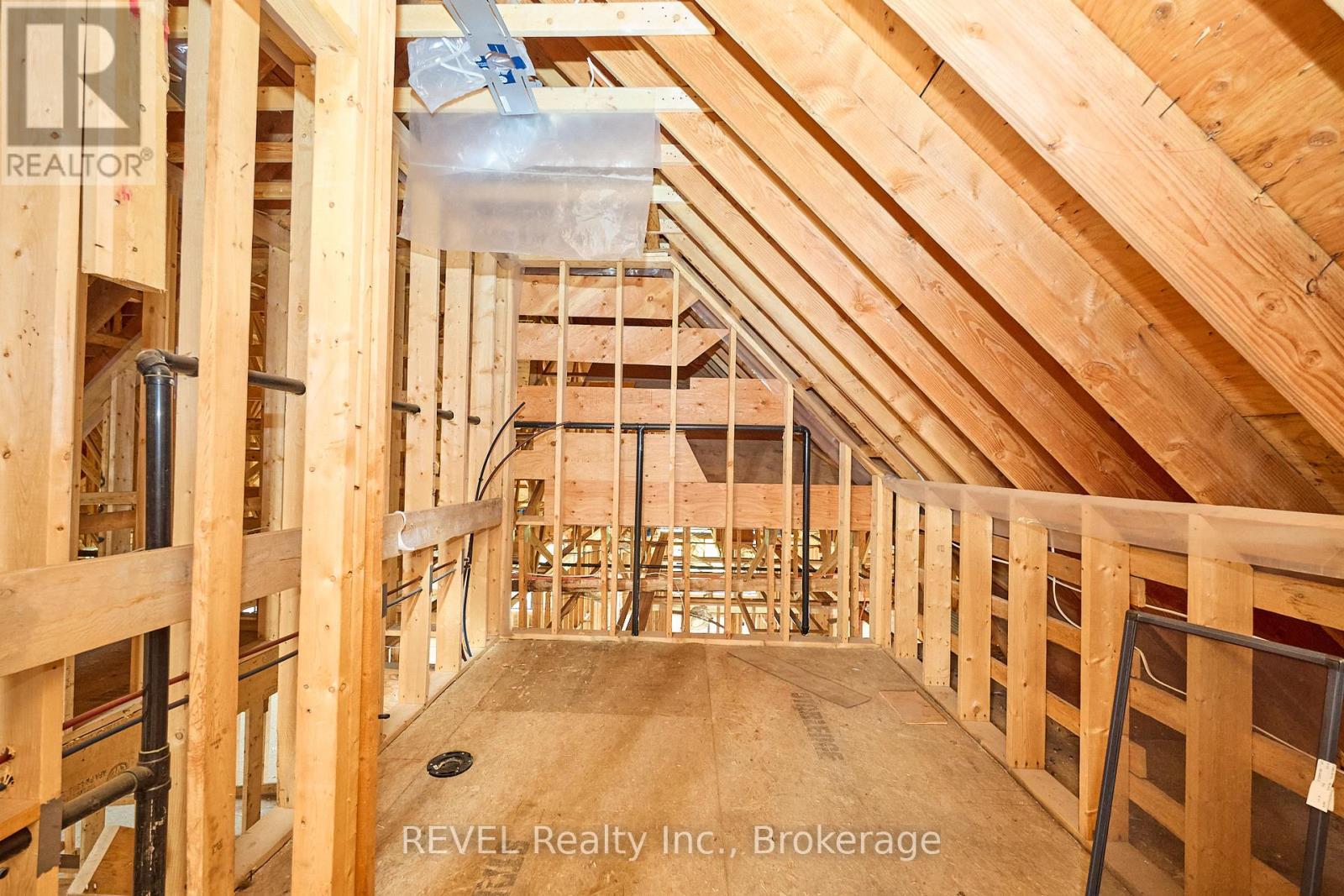 LOFT BATHROOM - 62 Bergenstein Crescent, Pelham (Fonthill), ON - Indoor Photo Showing Other Room