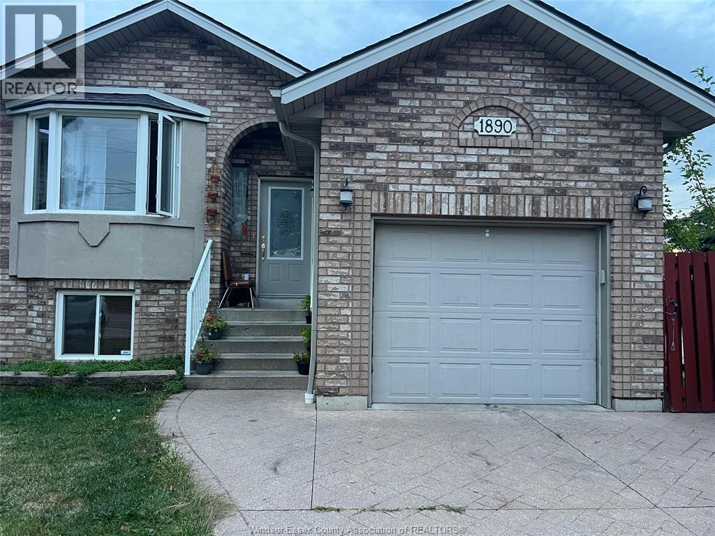 1890 Shepherd Street Unit# Lower, Windsor, ON - Outdoor