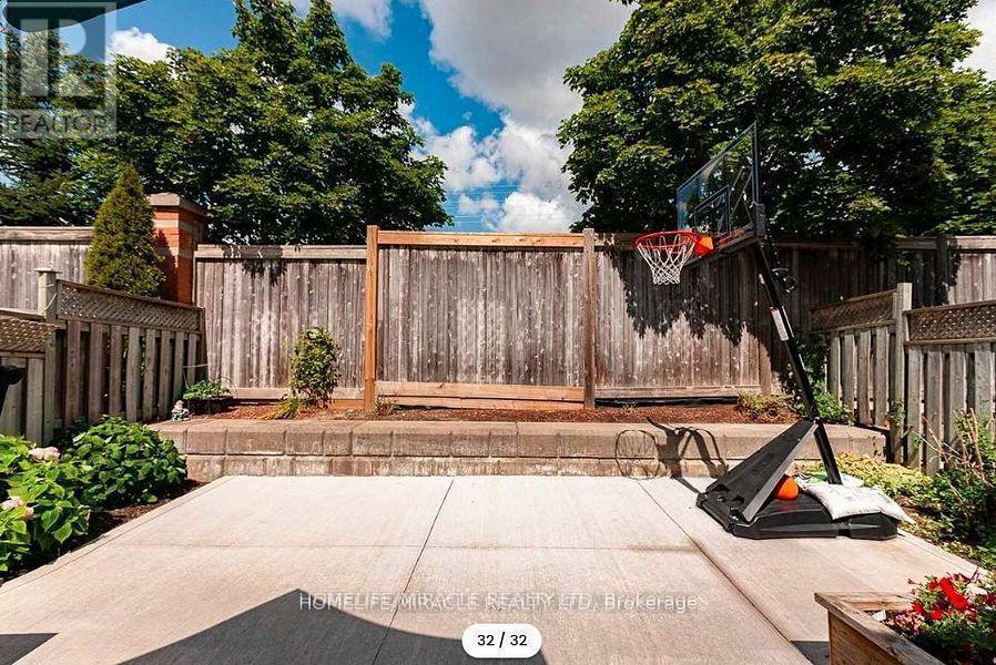 36 Bramcedar Crescent, Brampton, ON - Outdoor
