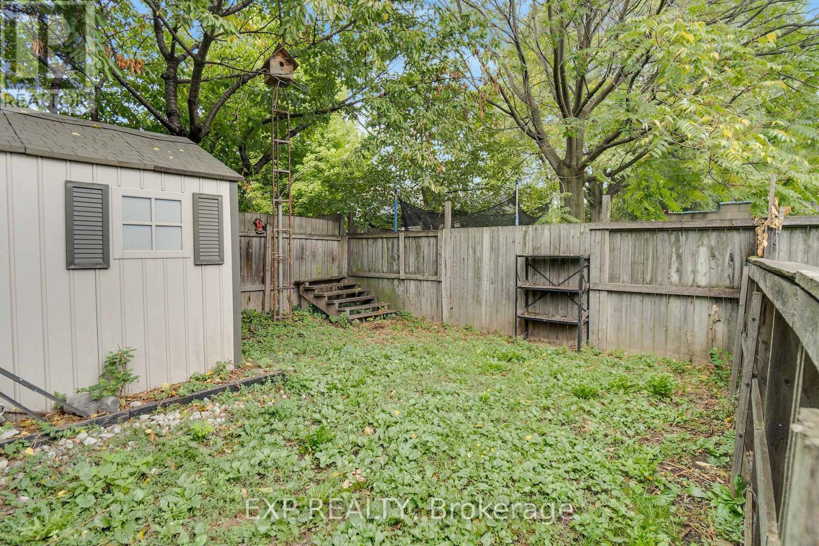 23 Lyndhurst Street, Hamilton, ON - Outdoor