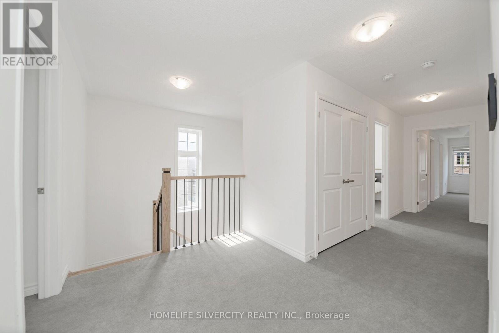 26 Sassafrass Road, Springwater, ON - Indoor Photo Showing Other Room