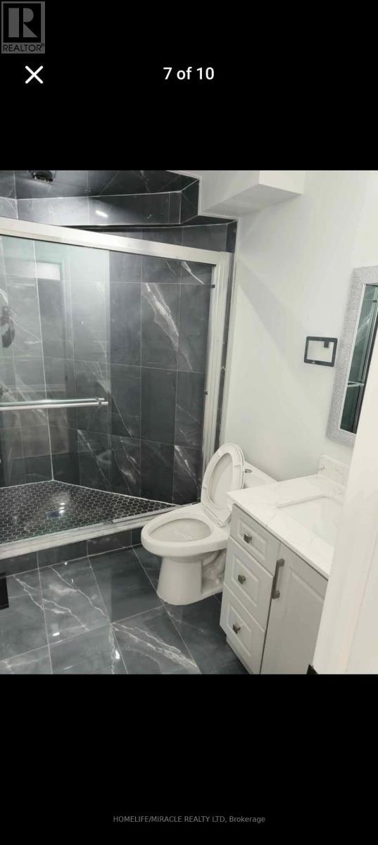 69 Enford Crescent, Brampton, ON - Indoor Photo Showing Bathroom