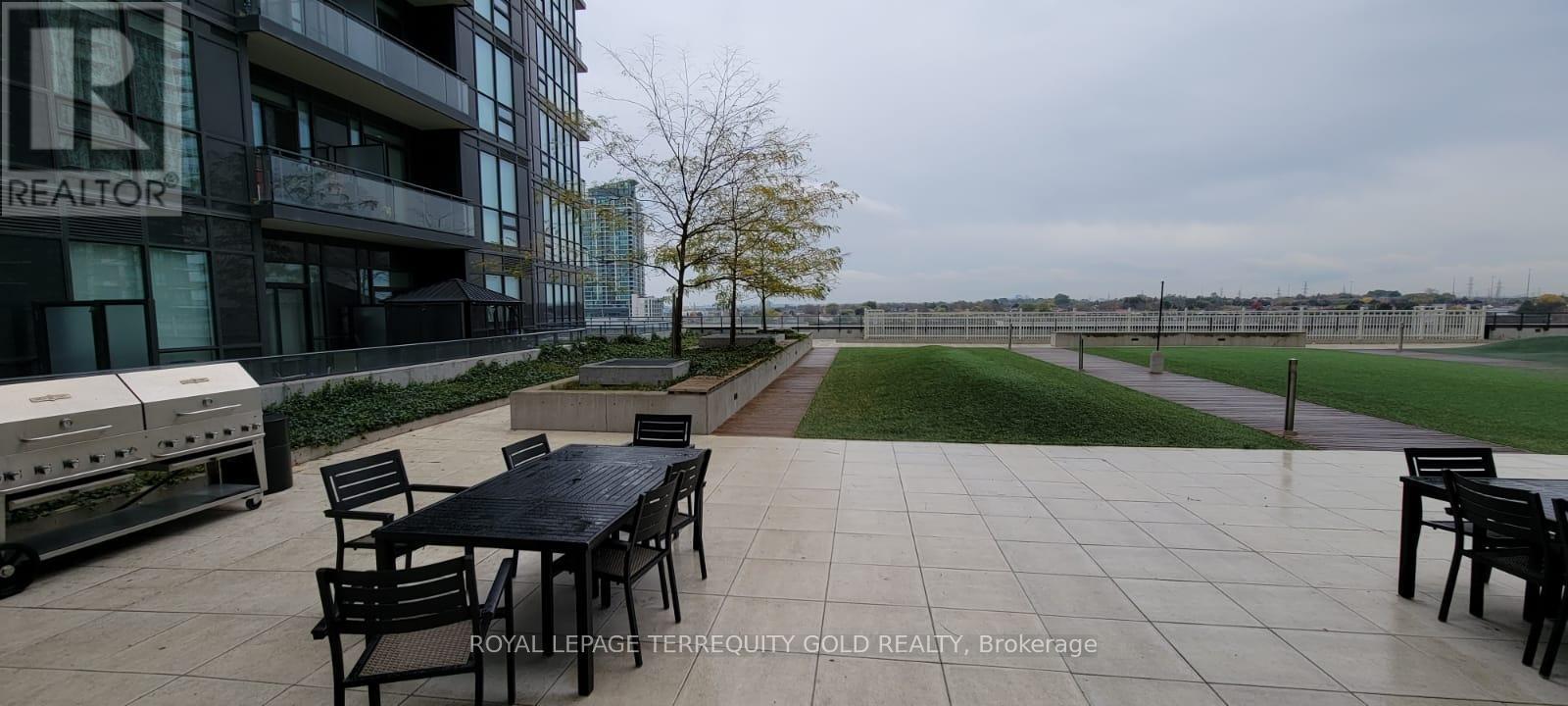 2405 - 4011 Brickstone Mews, Mississauga, ON - Outdoor With Balcony