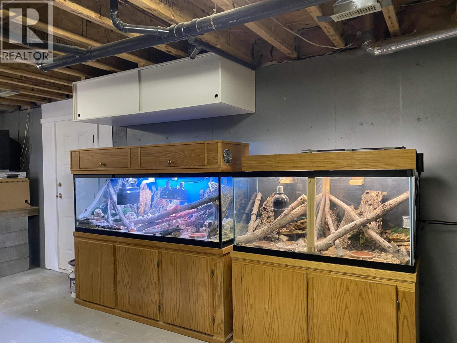 5270 Mackay Crescent, 100 Mile House, BC - Indoor Photo Showing Basement