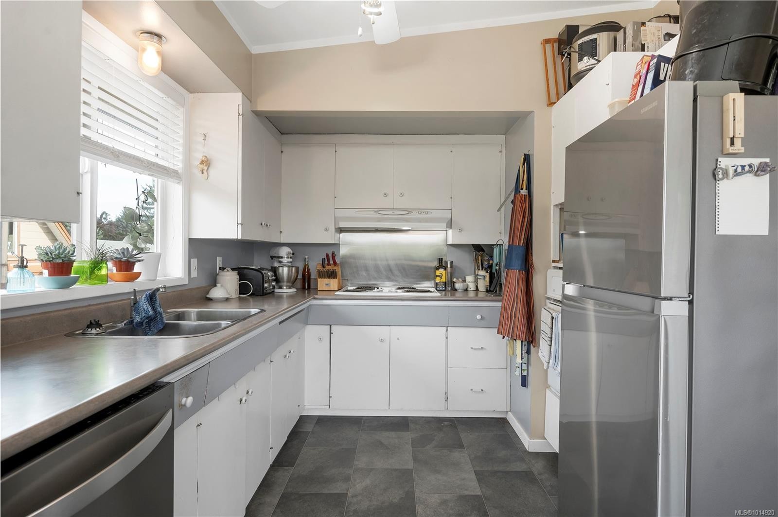 111 Petersen Rd South, Campbell River, BC