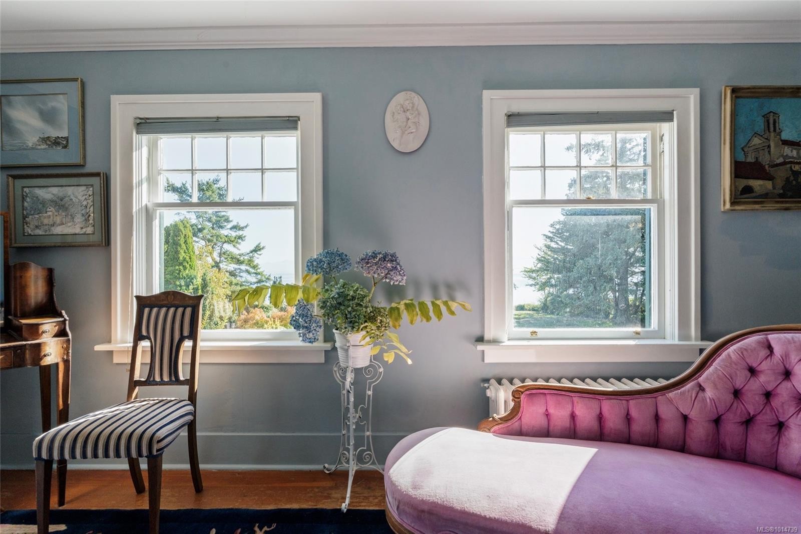 3045 Mcanally Rd, Saanich, BC