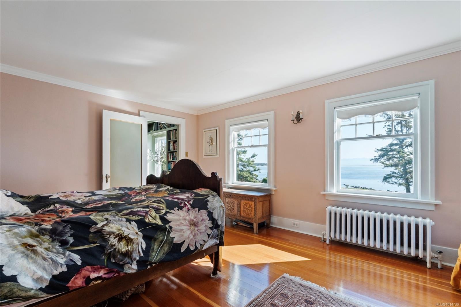 3045 Mcanally Rd, Saanich, BC