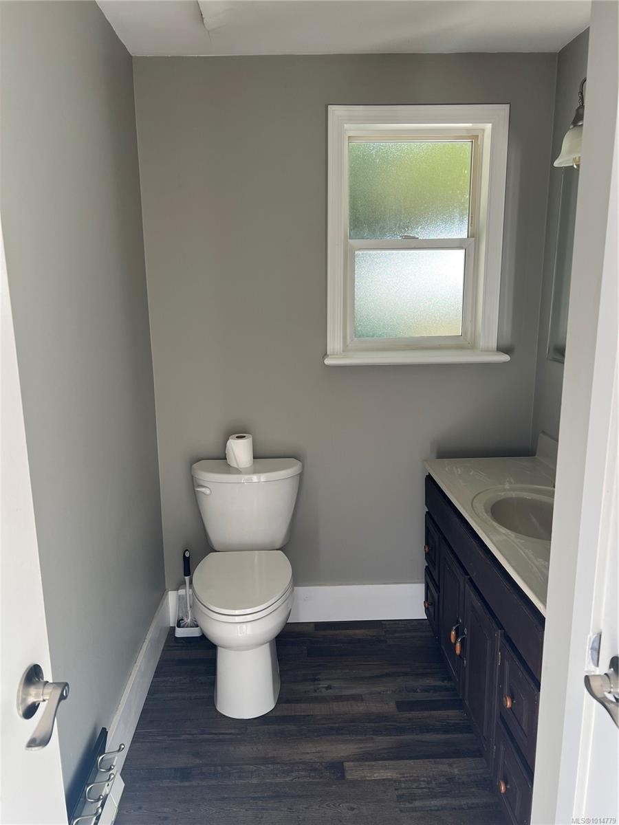 356 Nootka Dr, Gold River, BC