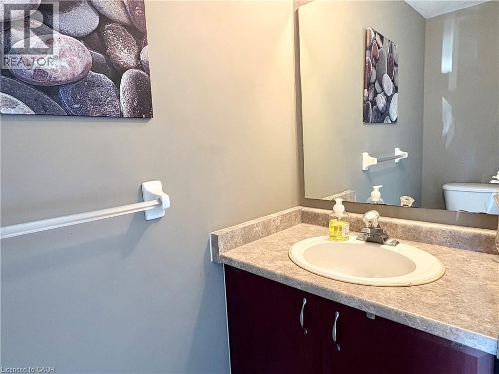 38 Max Becker Drive, Kitchener, ON - Indoor Photo Showing Bathroom