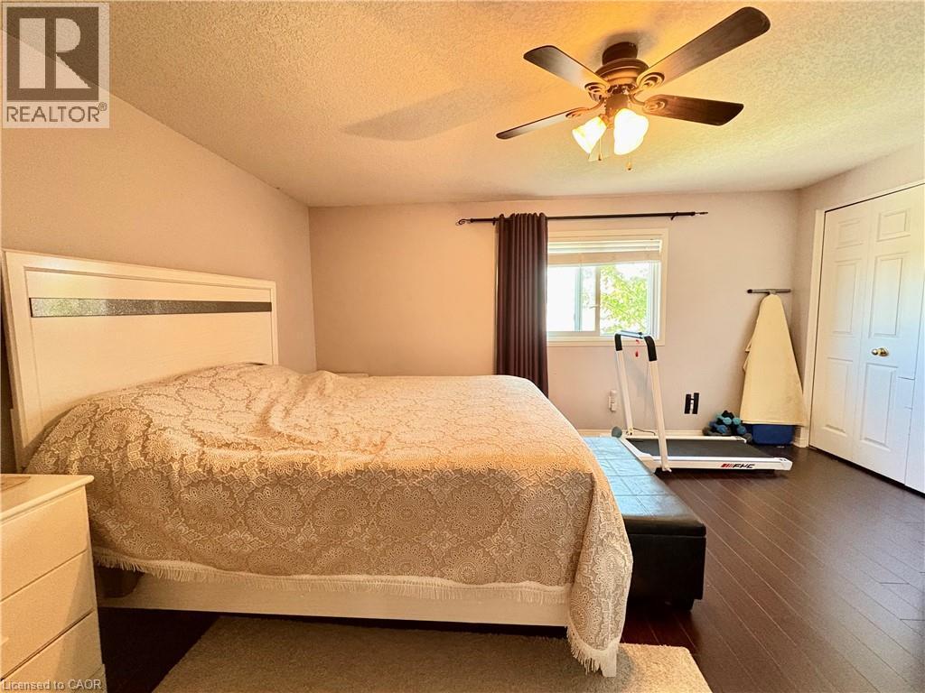 38 Max Becker Drive, Kitchener, ON - Indoor Photo Showing Bedroom