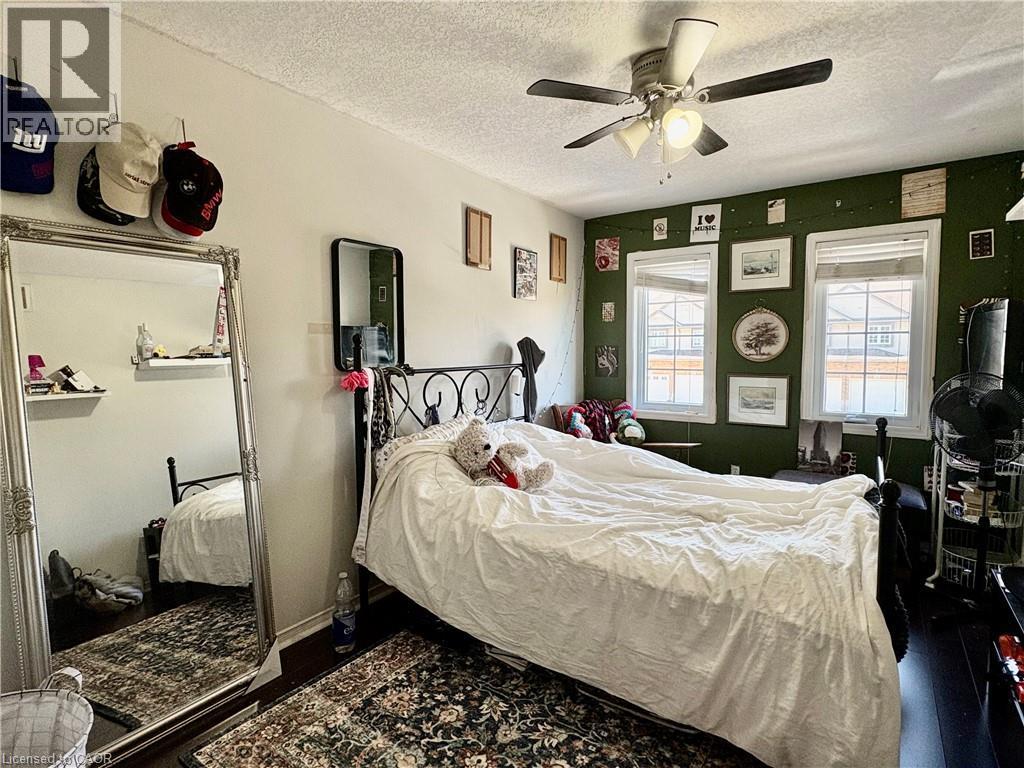 38 Max Becker Drive, Kitchener, ON - Indoor Photo Showing Bedroom