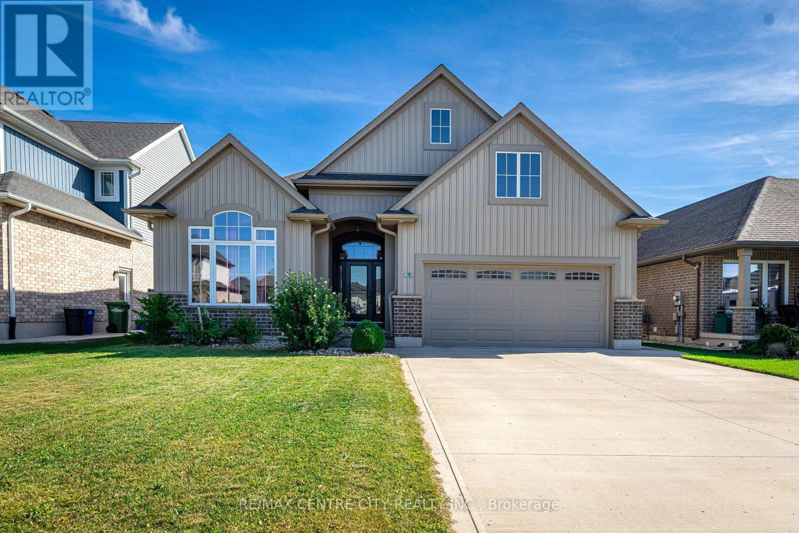 18 Muirfield Drive, St. Thomas, ON - Outdoor With Facade