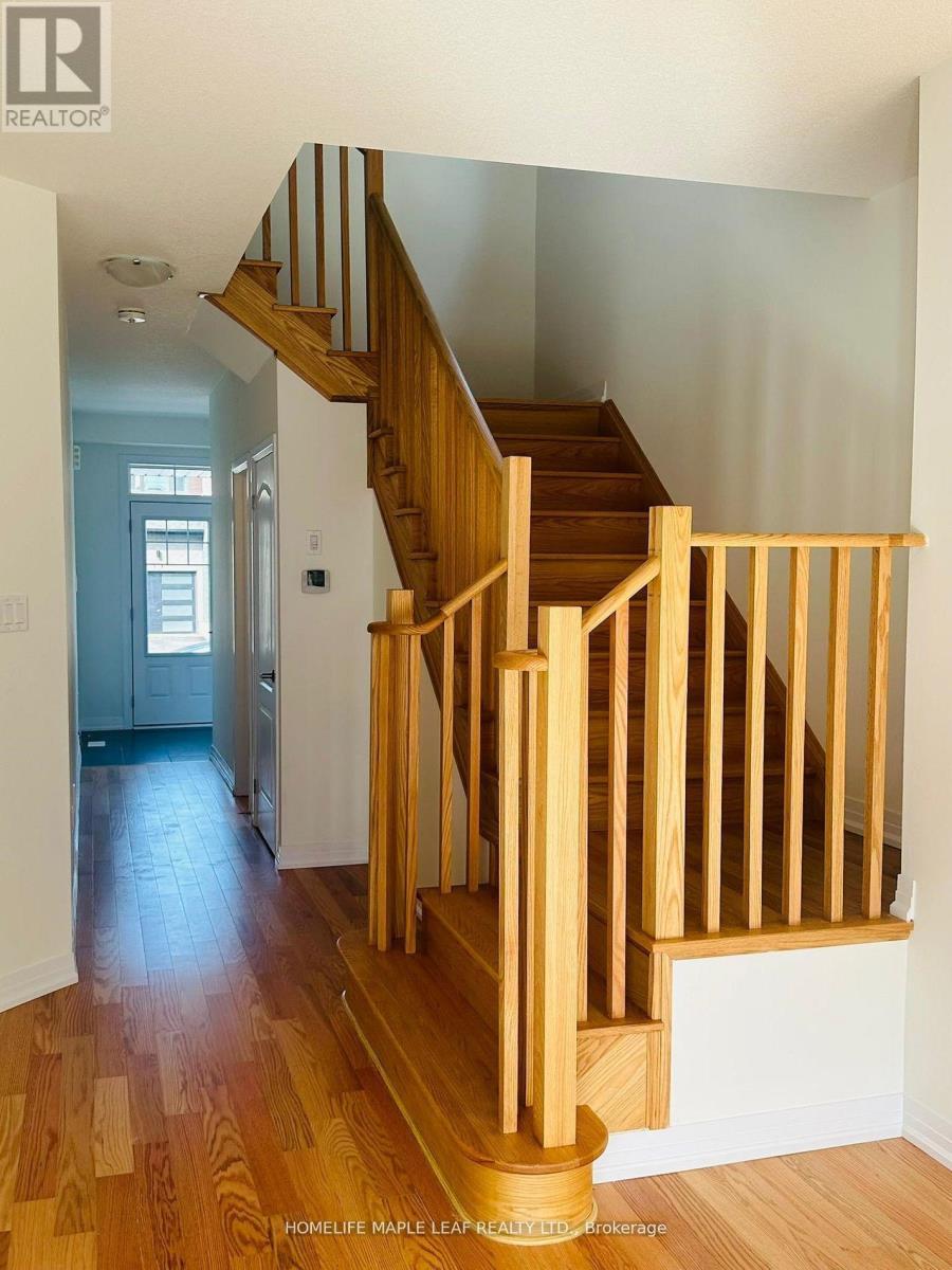 29 Selection Heights, Thorold, ON - Indoor Photo Showing Other Room