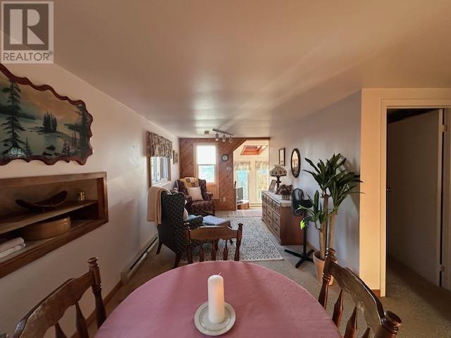 345 Dead End Rd, Harmony Beach, ON - Indoor Photo Showing Dining Room
