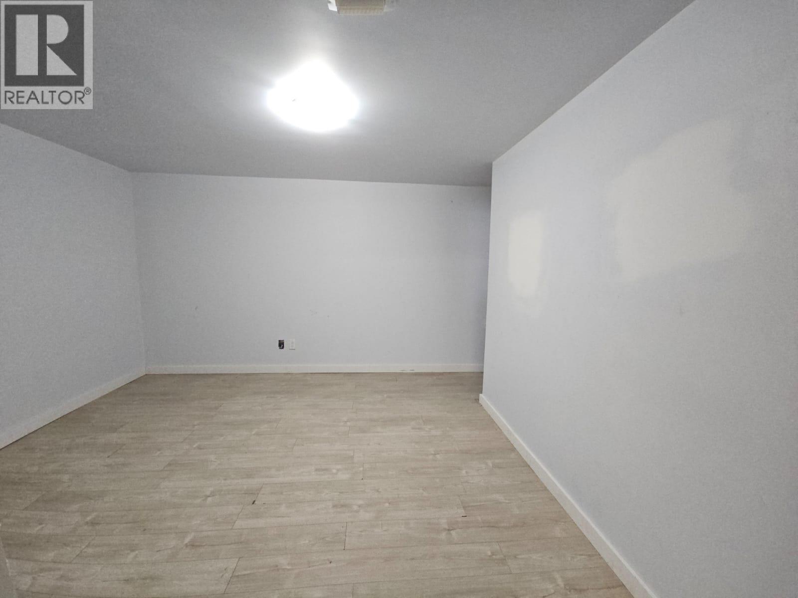 140-5100 53 Street Sw, Chetwynd, BC - Indoor Photo Showing Other Room