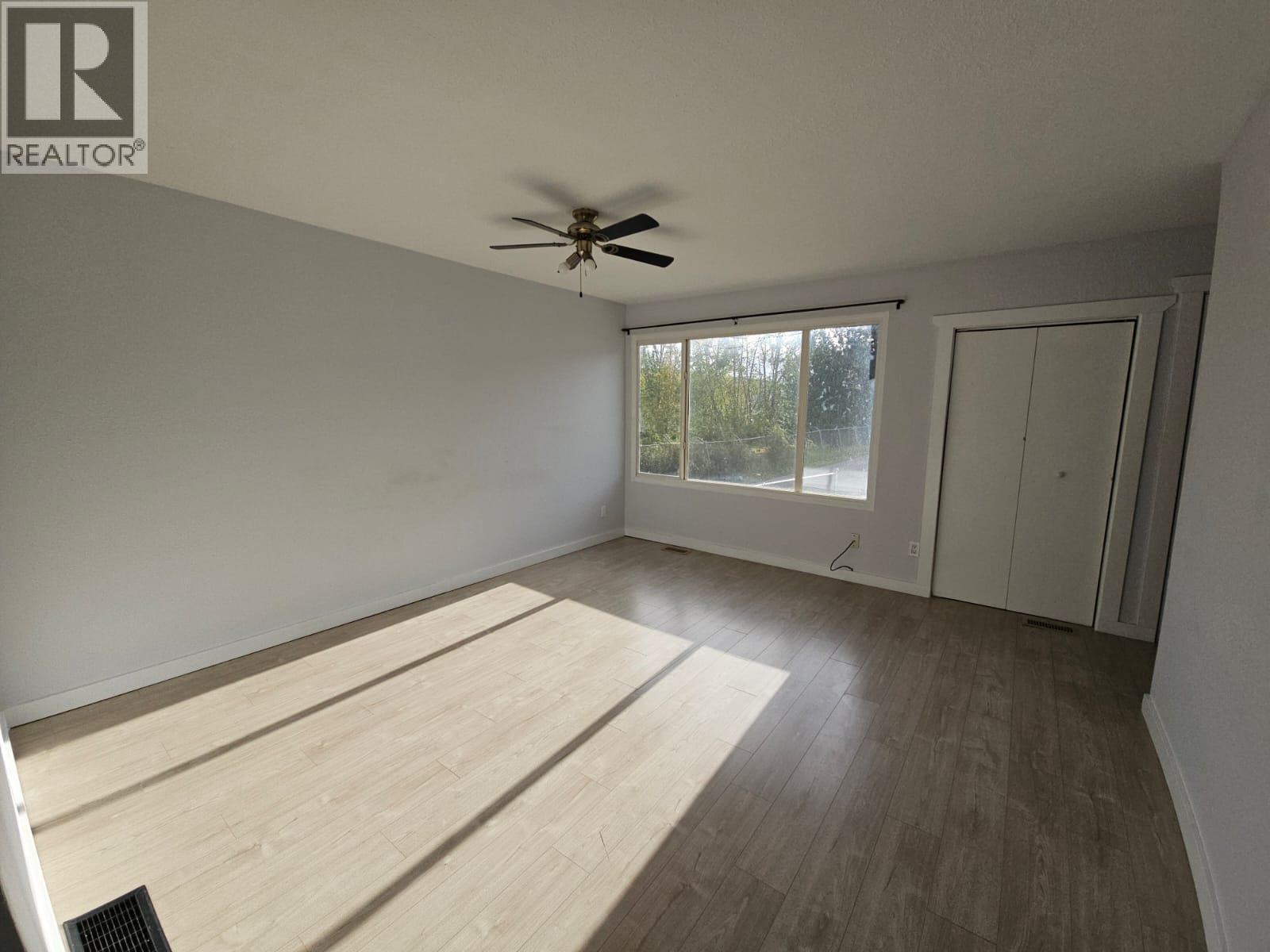 140-5100 53 Street Sw, Chetwynd, BC - Indoor Photo Showing Other Room