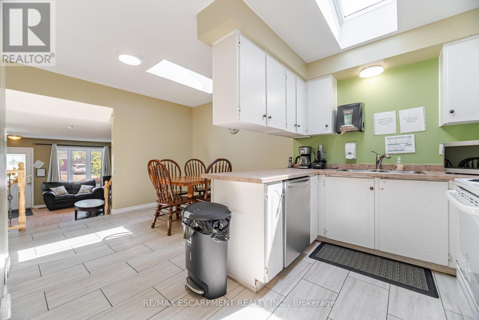 178 Athenia Drive, Hamilton, ON - Indoor