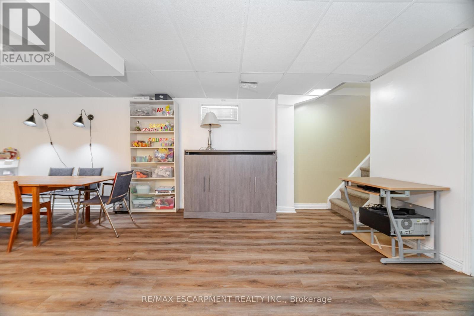 178 Athenia Drive, Hamilton, ON - Indoor