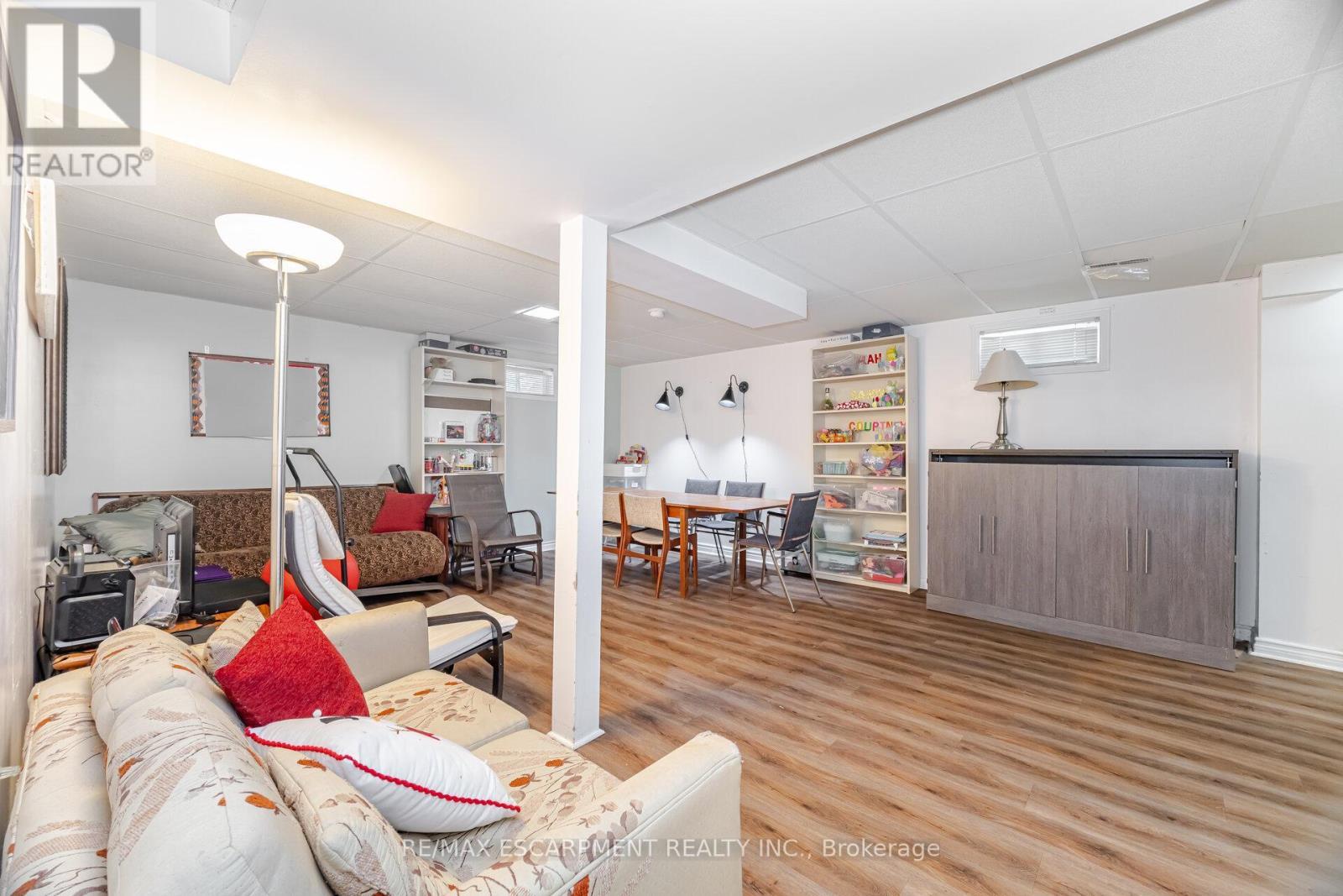 178 Athenia Drive, Hamilton, ON - Indoor