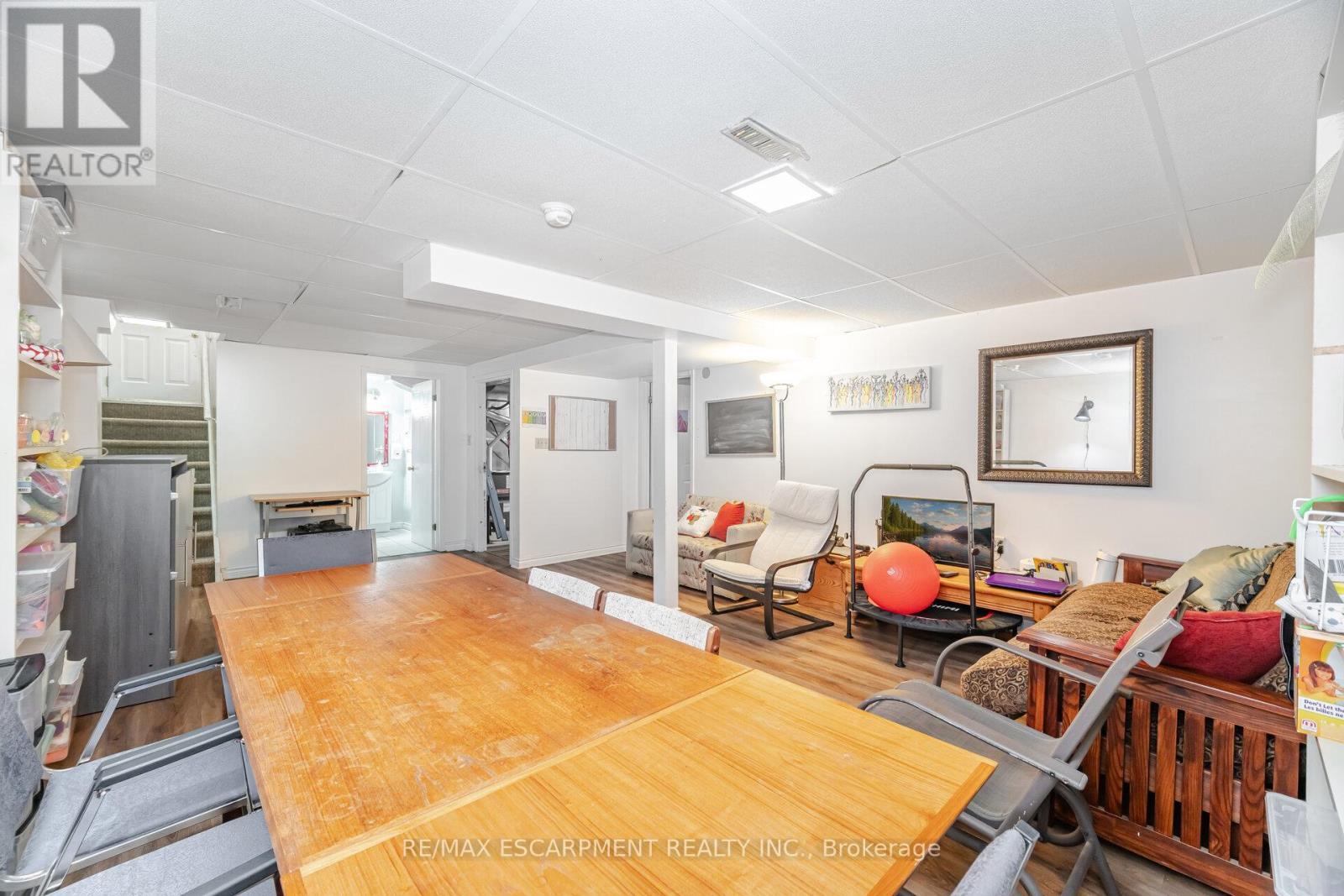 178 Athenia Drive, Hamilton, ON - Indoor