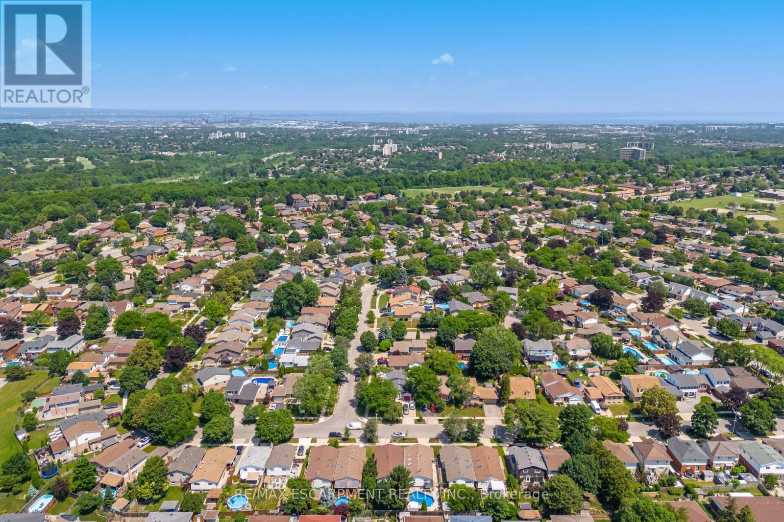 178 Athenia Drive, Hamilton, ON - Outdoor With View