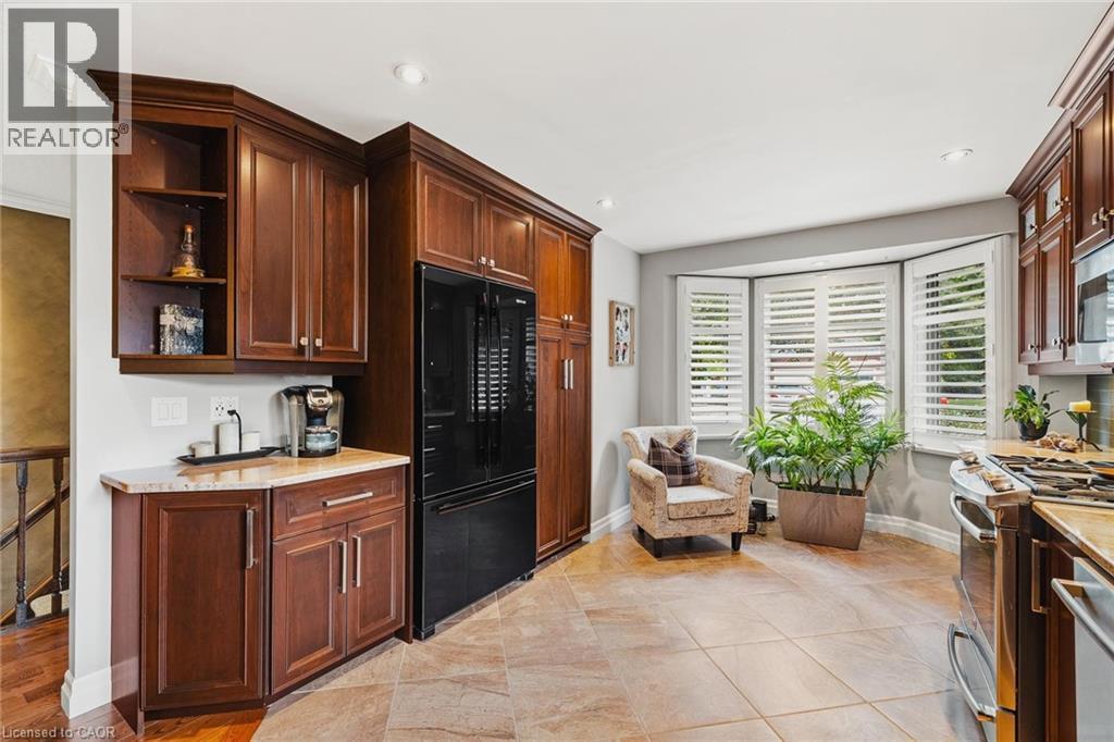 343 George Street N Unit# 1, Cambridge, ON - Indoor Photo Showing Kitchen