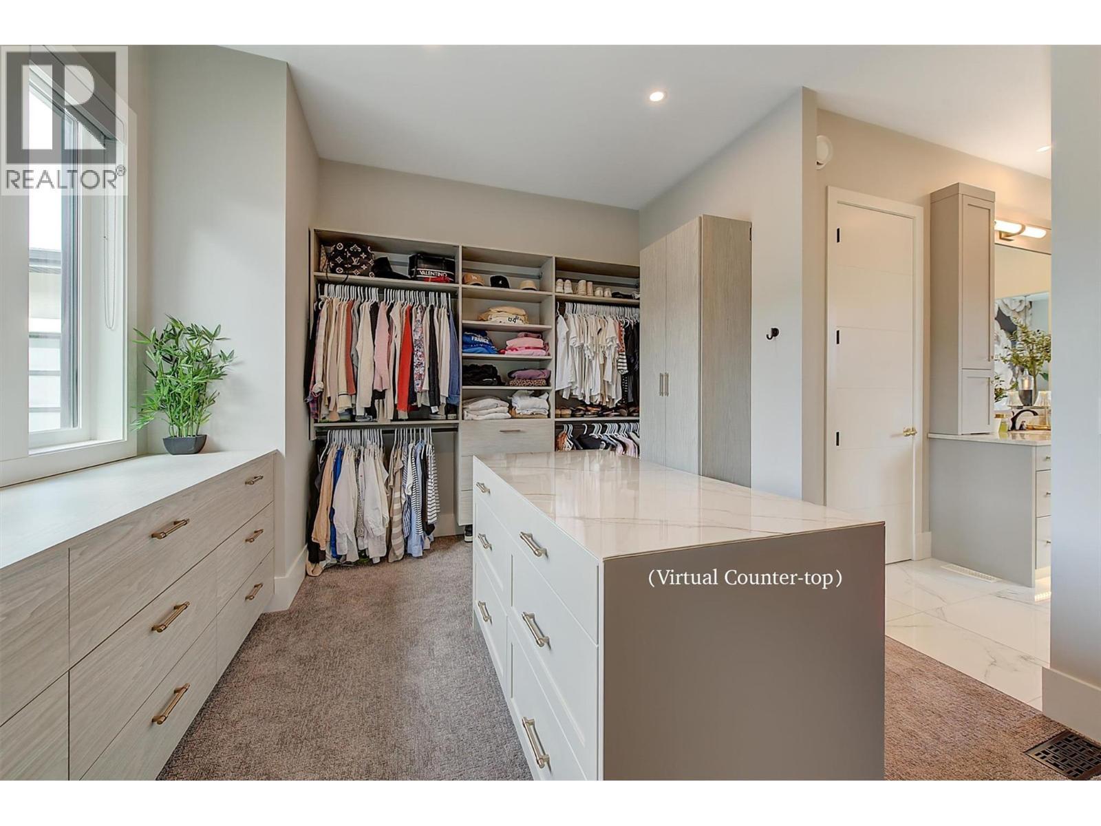 1612 Vincent Place, Kelowna, BC - Indoor