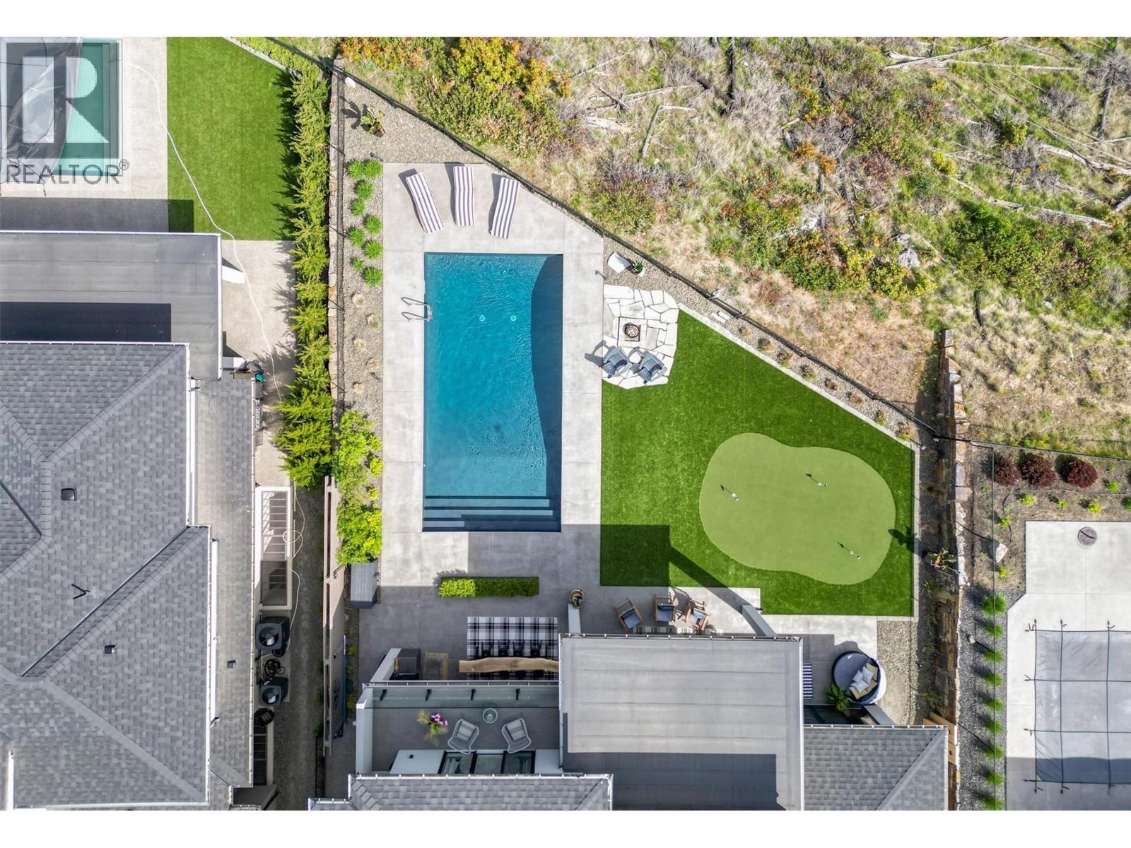 1612 Vincent Place, Kelowna, BC - Outdoor With In Ground Pool