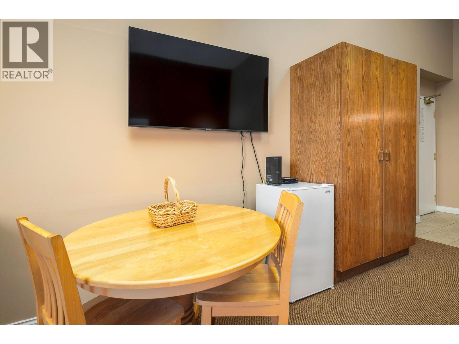 5275 Big White Road Unit# 212, Big White, BC - Indoor Photo Showing Dining Room