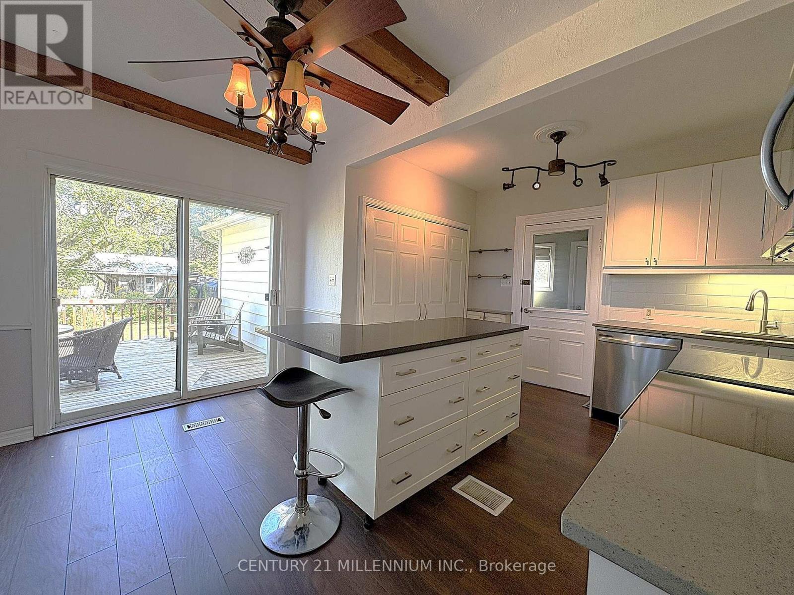 598323 2Nd Line W, Mulmur, ON - Indoor Photo Showing Kitchen