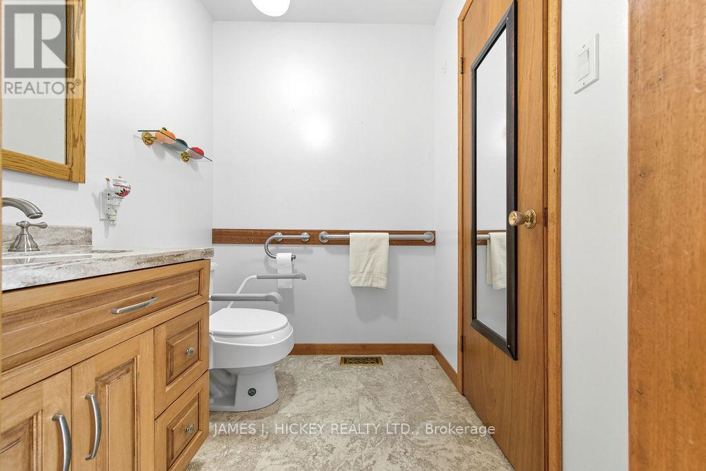 116 Frontenac Crescent, Deep River, ON - Indoor Photo Showing Bathroom