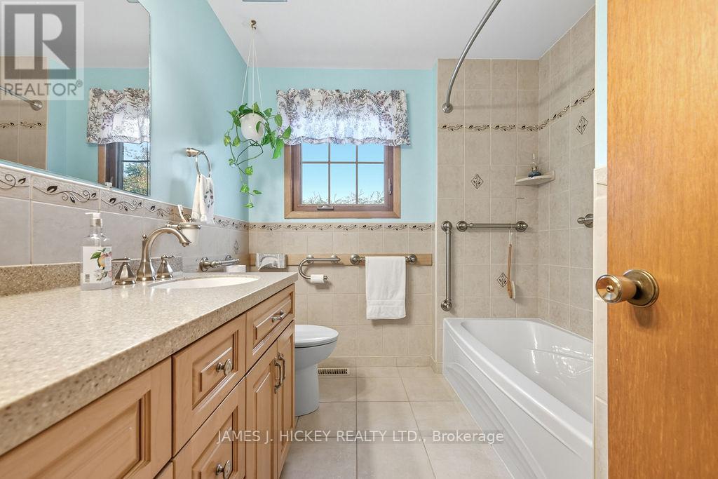 116 Frontenac Crescent, Deep River, ON - Indoor Photo Showing Bathroom