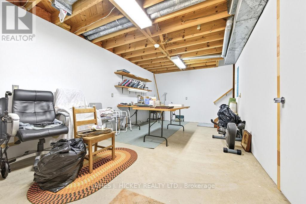 116 Frontenac Crescent, Deep River, ON - Indoor Photo Showing Other Room