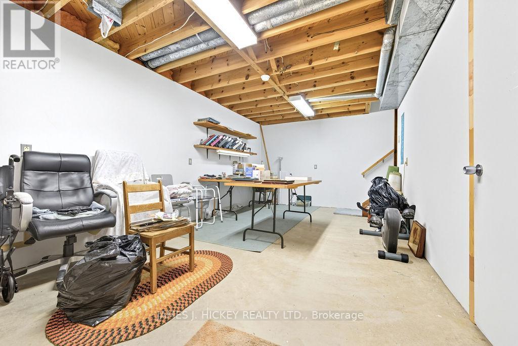 116 Frontenac Crescent, Deep River, ON - Indoor Photo Showing Other Room