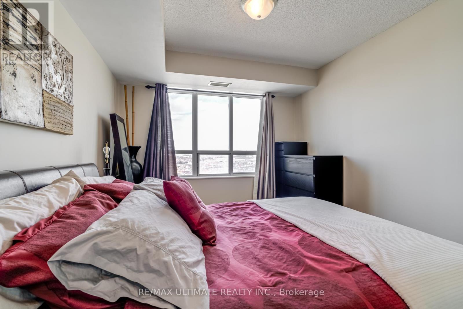 2202 - 710 Humberwood Boulevard, Toronto, ON - Indoor Photo Showing Bedroom