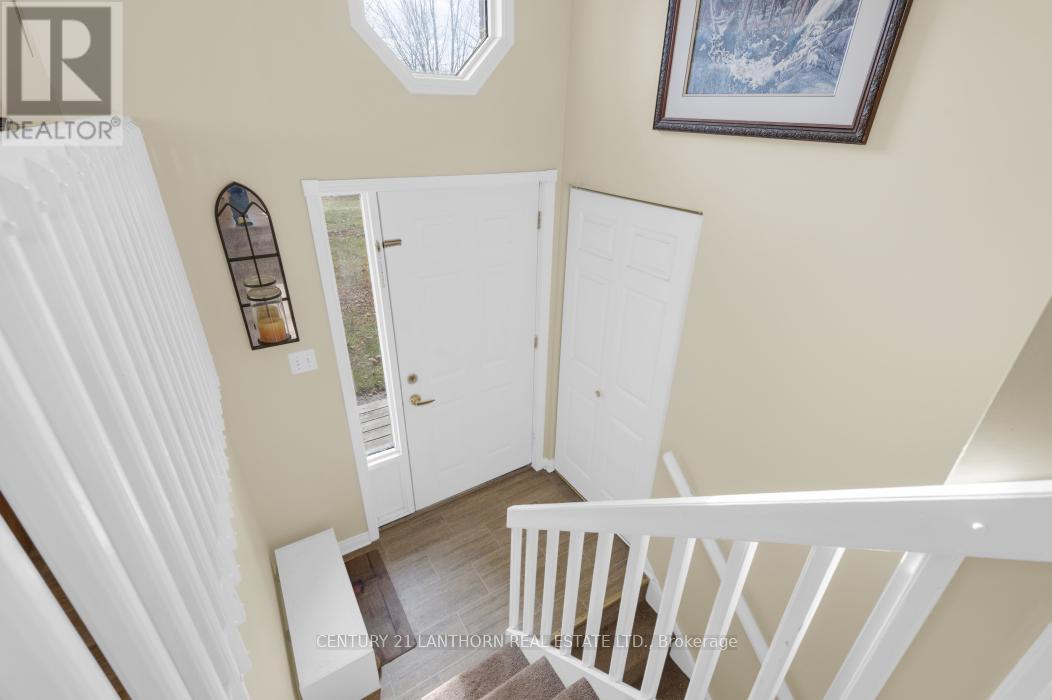 93 Tannery Road, Madoc, ON - Indoor Photo Showing Other Room