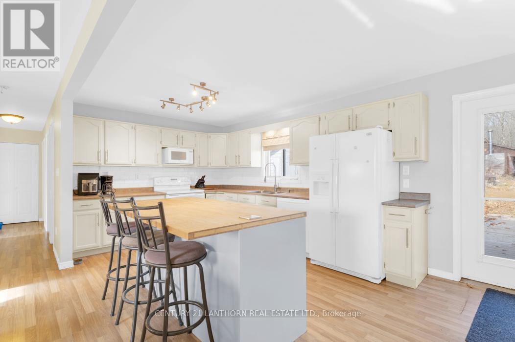 93 Tannery Road, Madoc, ON - Indoor Photo Showing Kitchen With Double Sink