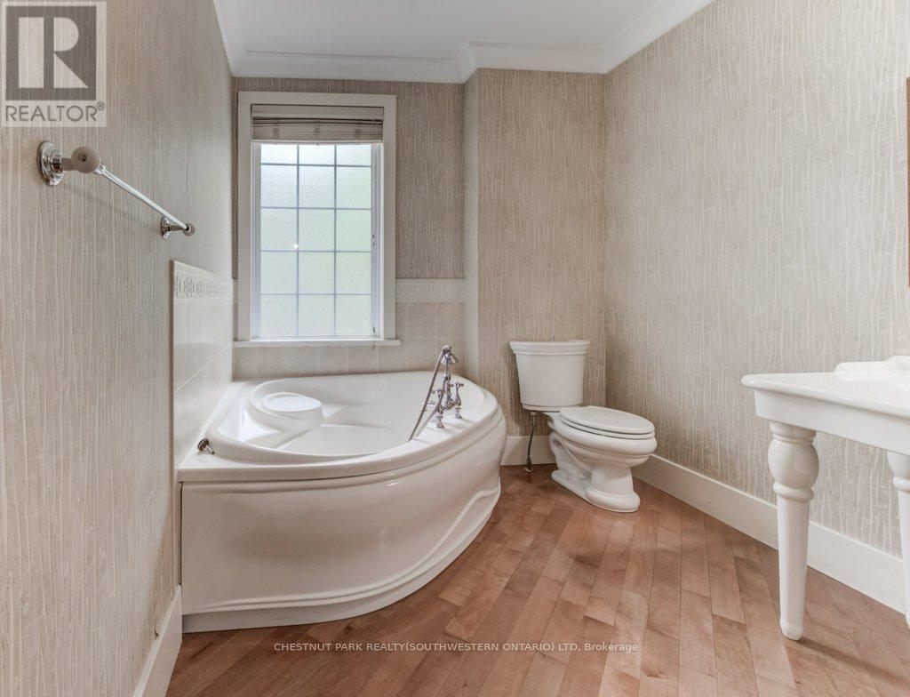 177 Piper Street, North Dumfries, ON - Indoor Photo Showing Bathroom