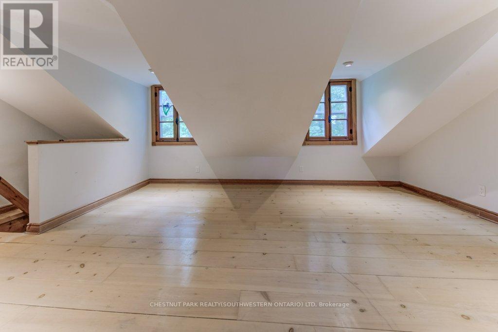 177 Piper Street, North Dumfries, ON - Indoor Photo Showing Other Room