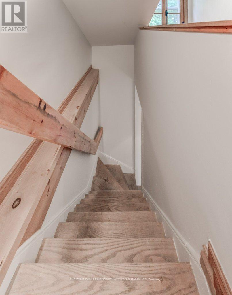 177 Piper Street, North Dumfries, ON - Indoor Photo Showing Other Room