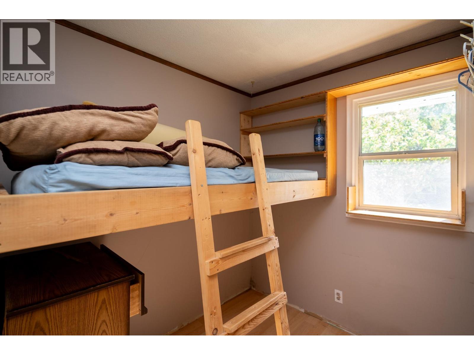 2843 Gogolin Road, Prince George, BC - Indoor Photo Showing Bedroom