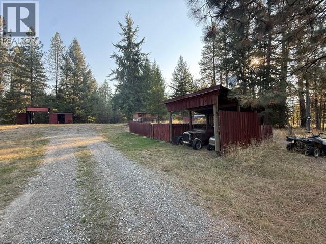 990 395 Highway, Christina Lake, BC