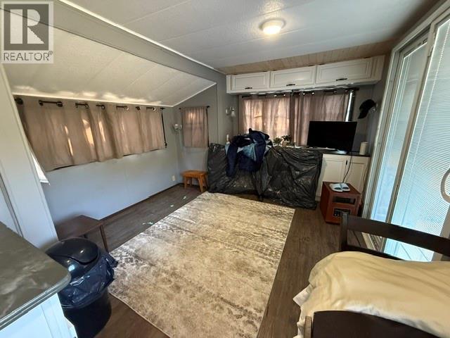 990 395 Highway, Christina Lake, BC