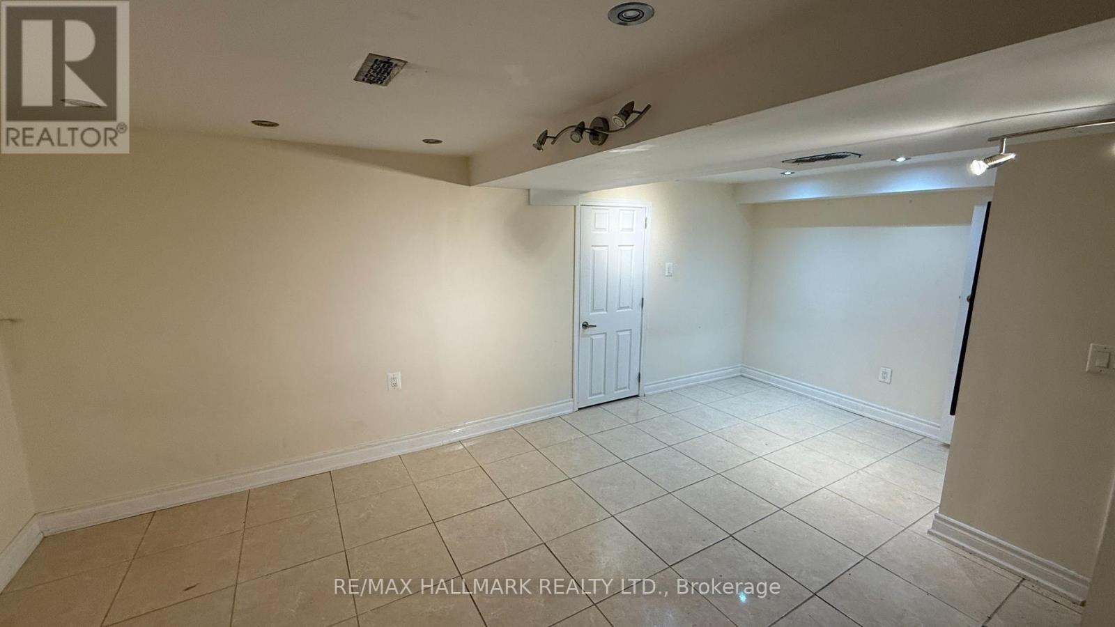 10 - 3600 Morning Star Drive, Mississauga, ON - Indoor Photo Showing Other Room