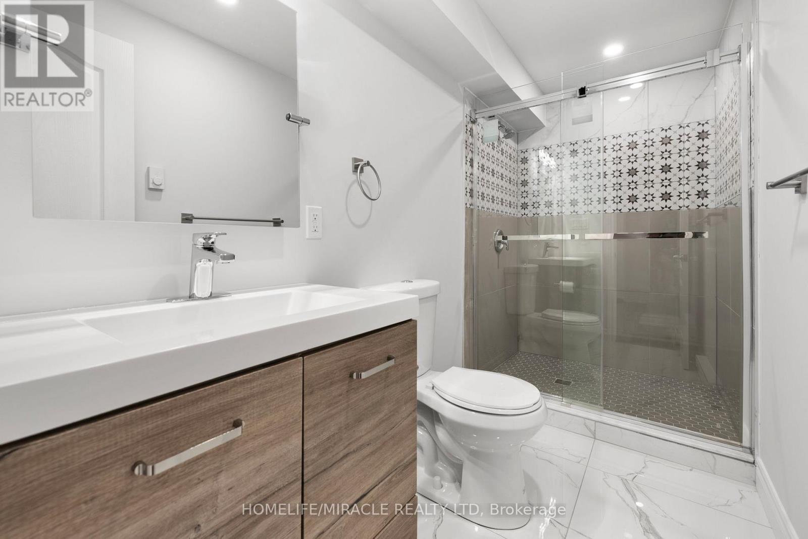 Bsmt - 441 Fleet Canuck Private, Ottawa, ON - Indoor Photo Showing Bathroom