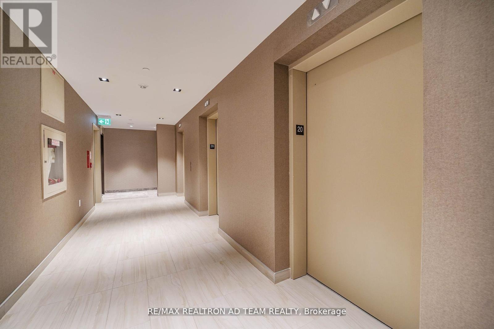 2003 - 38 Honeycrisp Crescent, Vaughan, ON - Indoor Photo Showing Other Room