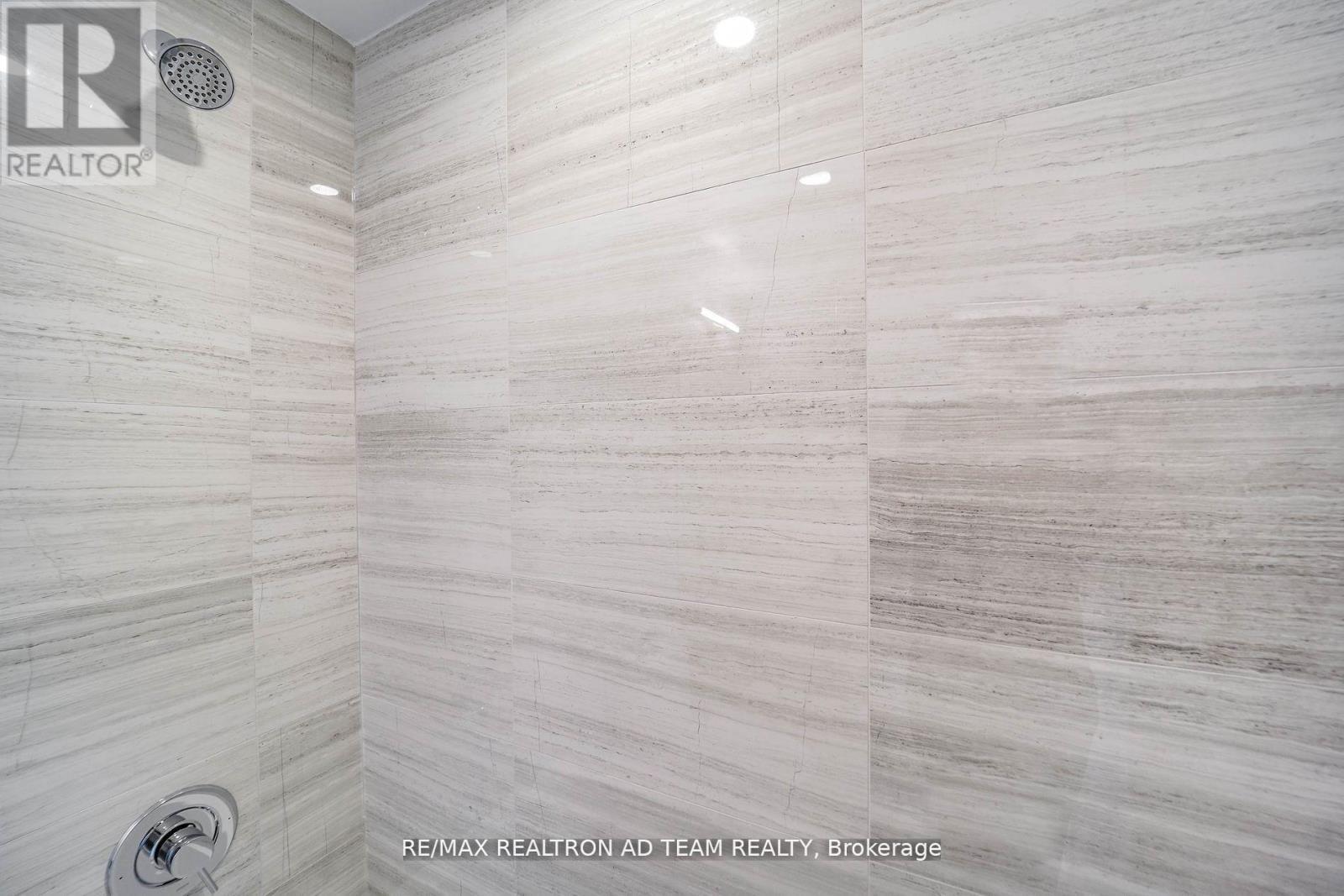 2003 - 38 Honeycrisp Crescent, Vaughan, ON - Indoor