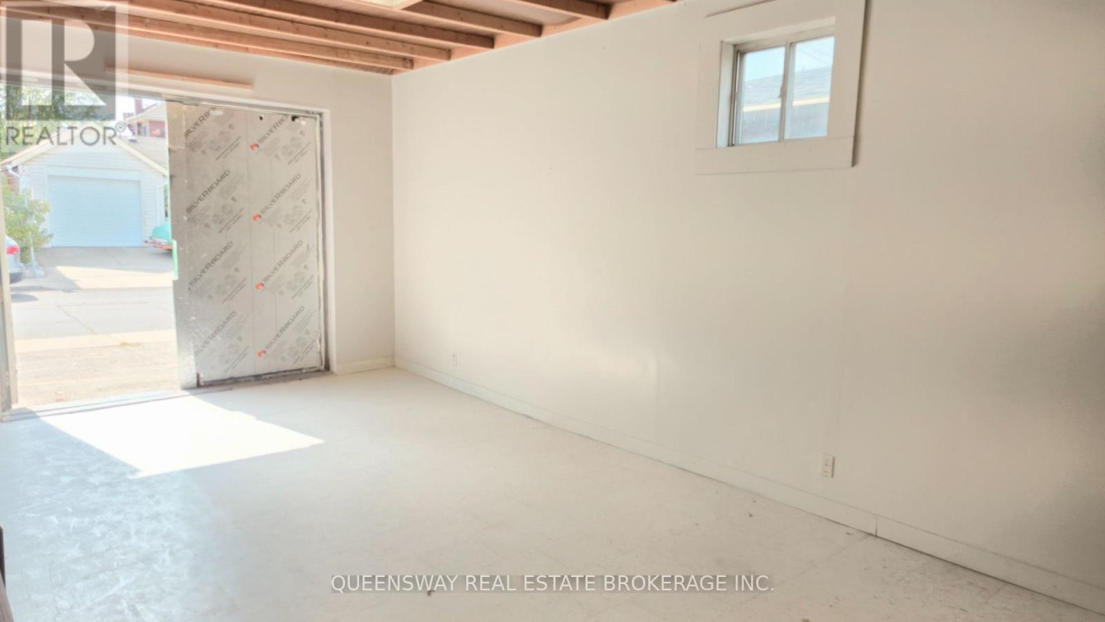 321 Robert Street, Hamilton, ON